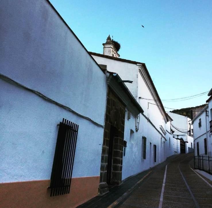 Отель Hospederia Convento De La Parra, 06176 (Adults Only) Ла-Парра Экстерьер фото