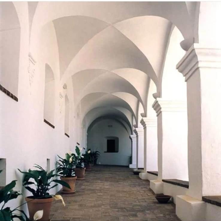 Отель Hospederia Convento De La Parra, 06176 (Adults Only) Ла-Парра Экстерьер фото